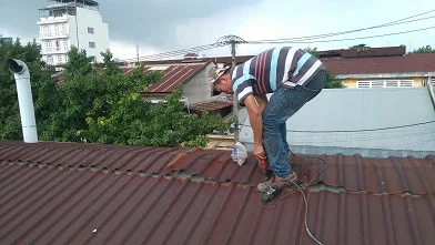 Chống thấm, xử lý dột mái tôn – ảnh thi công 3