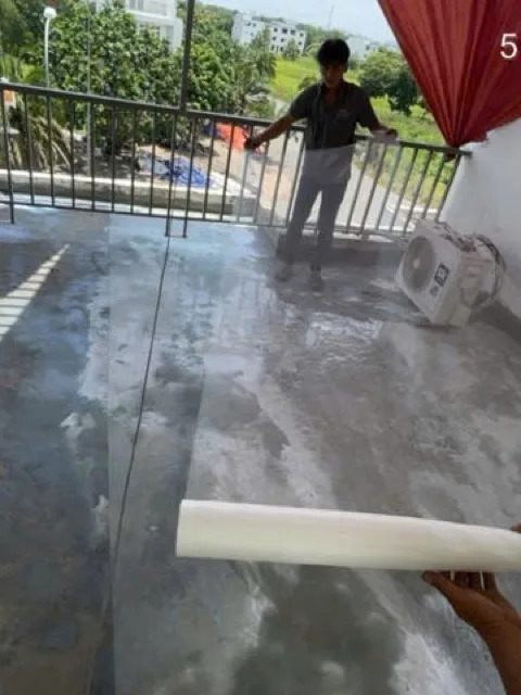 Thi công lớp chống thấm sân thượng nhà phố