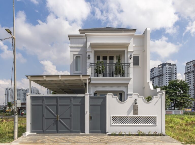 Thiết kế thi công biệt thự tân cổ điển 3 tầng L14 Villa